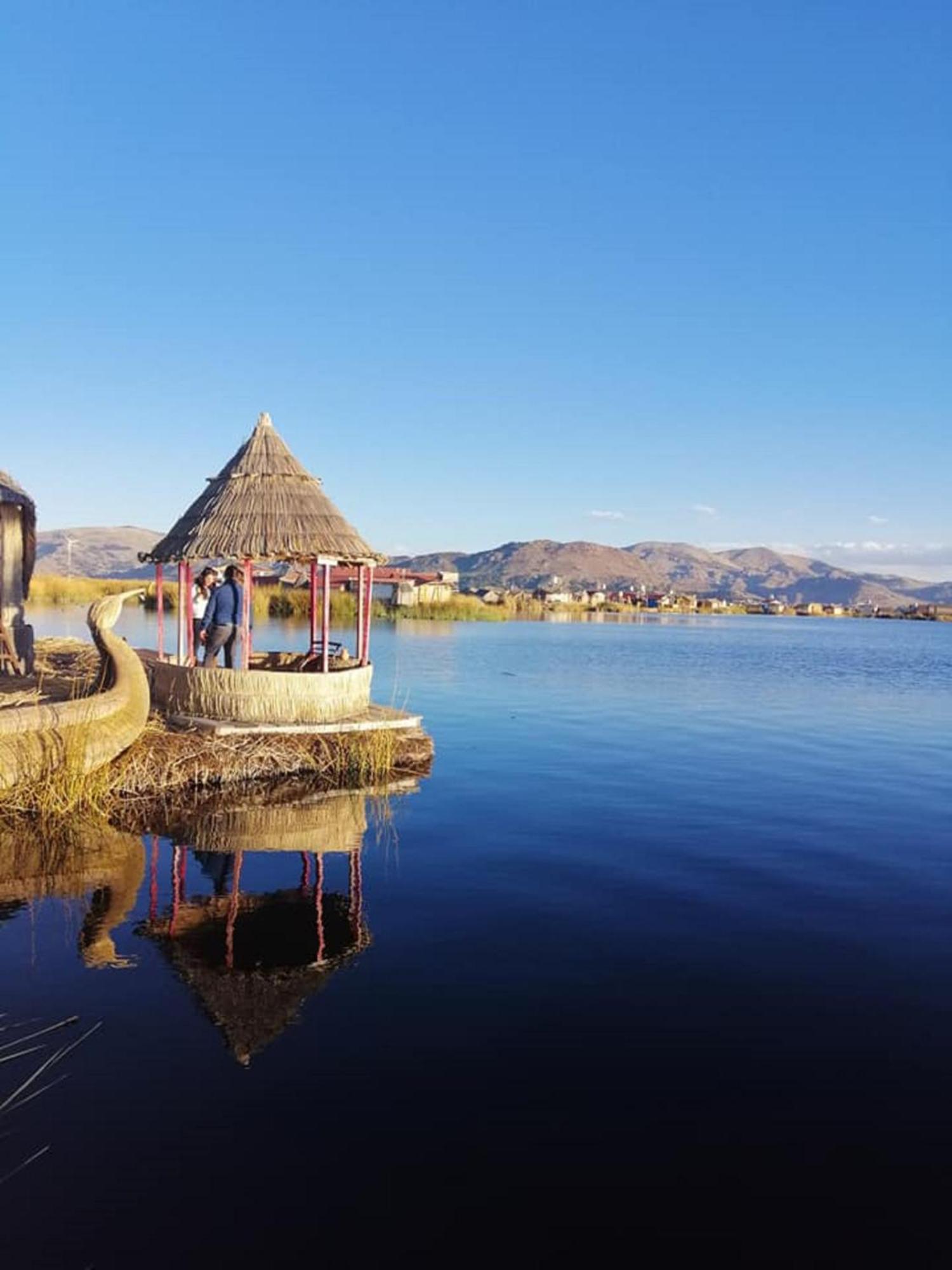 Uros Aruma-Uro On Uros Floating Islands Hotel Puno Bagian luar foto