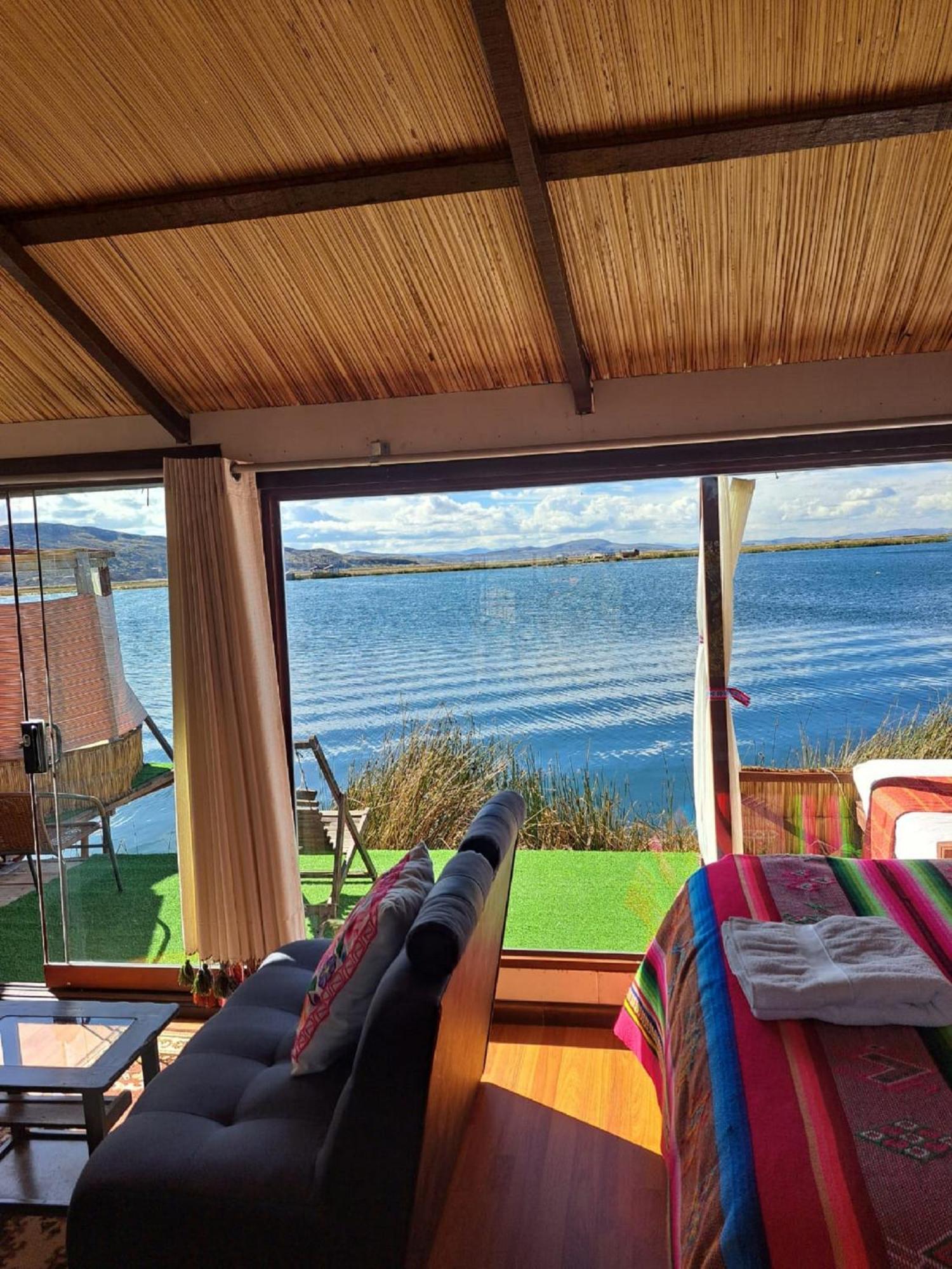 Uros Aruma-Uro On Uros Floating Islands Hotel Puno Bagian luar foto